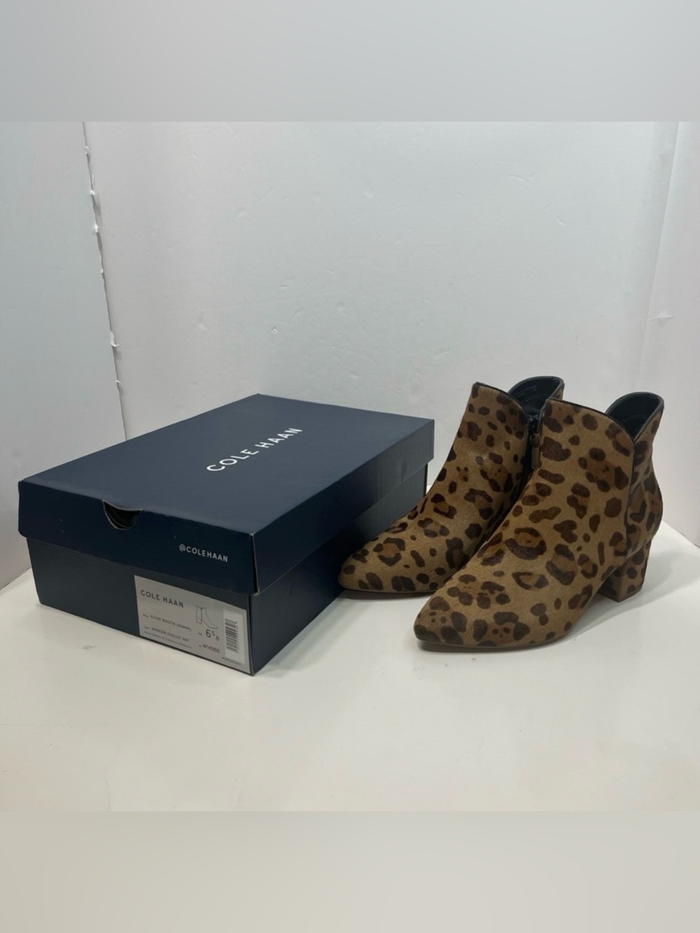 COLE HAAN NWT Elyse ankle Bootie boots size 6.5 B leather real fur shoes NWT